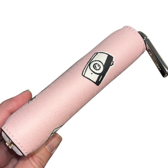 NWT! kate spade oh snap! small zip around card case wallet - chalk pink - Picture 10 of 15